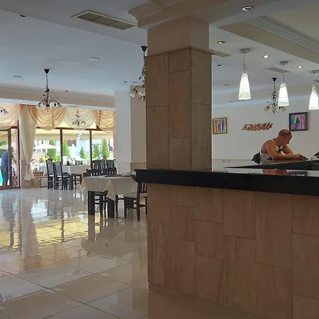 Coco Coworking & Coliving Ахелой