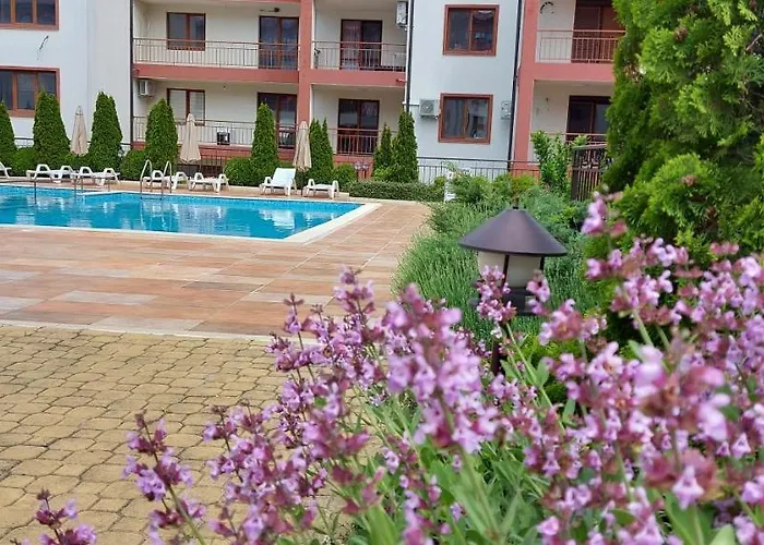 Coco Coworking & Coliving Apartmán Acheloj